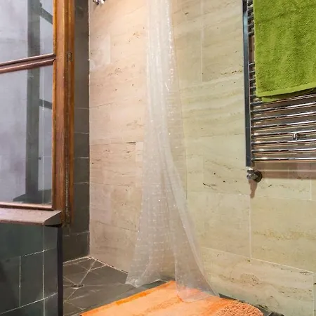 Apartamento Duplex Con Hermosa Terraza Cerca Alameda De Hércules Appartamento