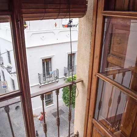 Apartamento Duplex Con Hermosa Terraza Cerca Alameda De Hercules Apartment