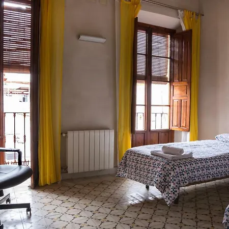 Apartamento Duplex Con Hermosa Terraza Cerca Alameda De Hercules *